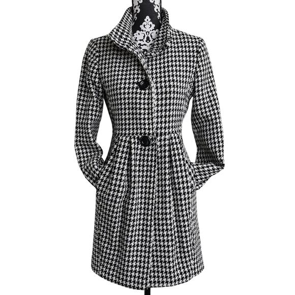 Bitten by Sarah Jessica Parker Jackets & Blazers - Classic Preppy Houndstooth Wool Blend Pleated Peplum Button Up Peacoat - M